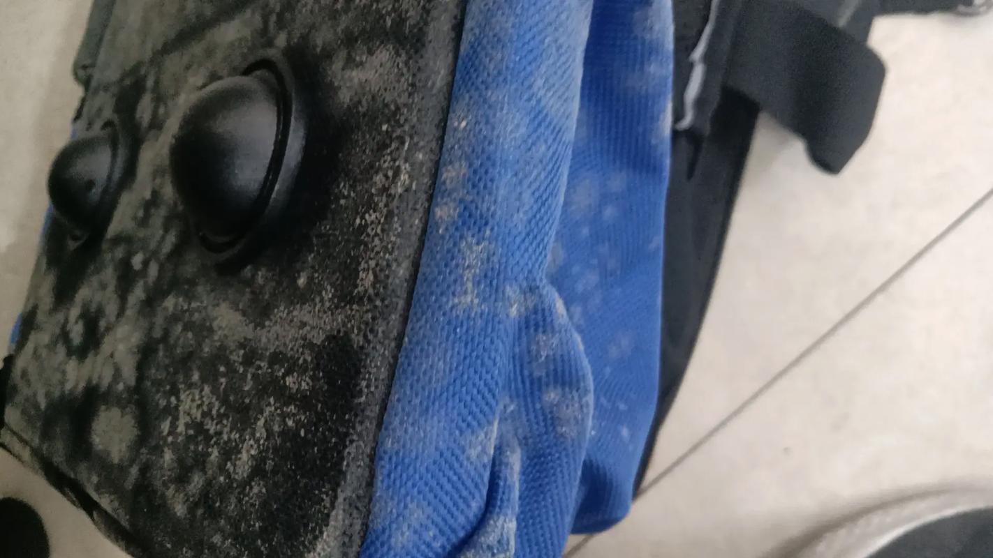 工厂拉杆箱仓储防霉解决方案